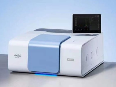 yy.vip易游-叶舒华身材比雨琦弟弟好